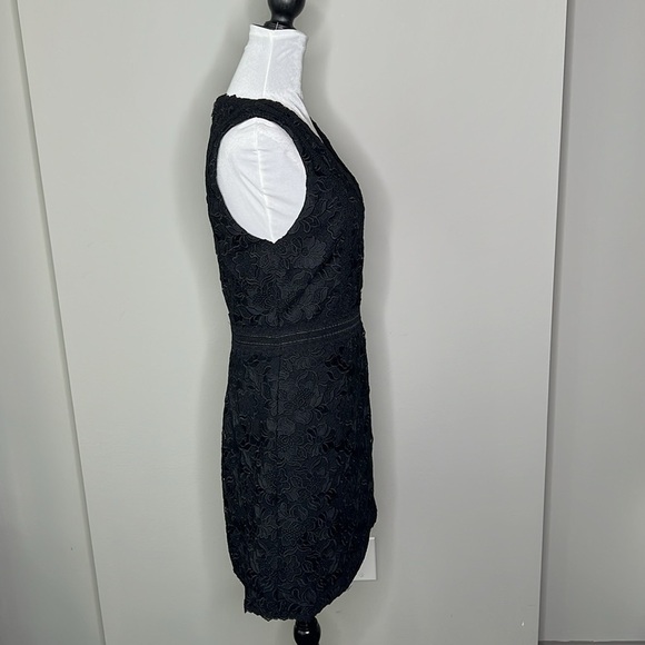 Alice + Olivia Lennon V-Neck Lace Mini Cocktail Dress Black Size 10 NWT! - Picture 12 of 16